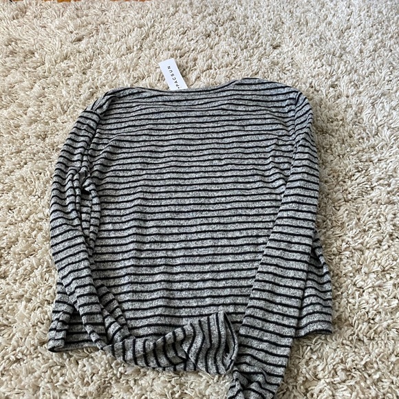 Long sleeve tshirt - Picture 3 of 3